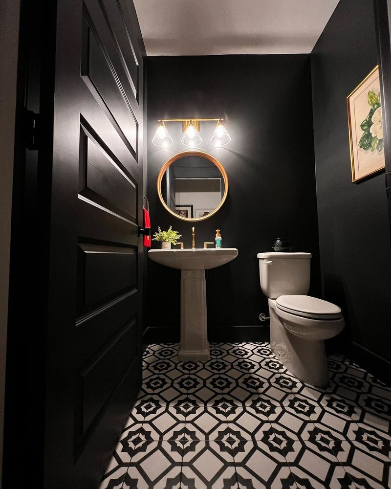 25 Decorating Mistakes Everyone Makes With Their Half Bath inside Yes, You Can Go Bold With Wallpaper In A Powder Room