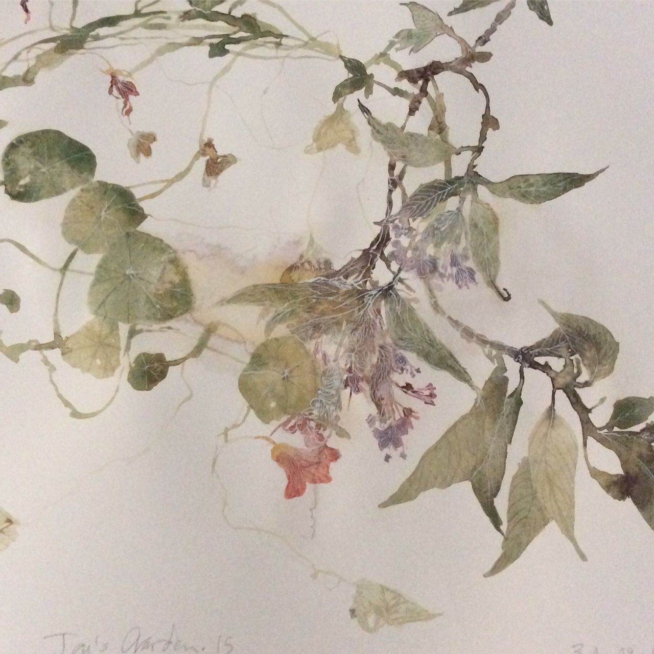 Understanding the Appeal of Metal Disc Art Inspired by Traditional Watercolor Sketches