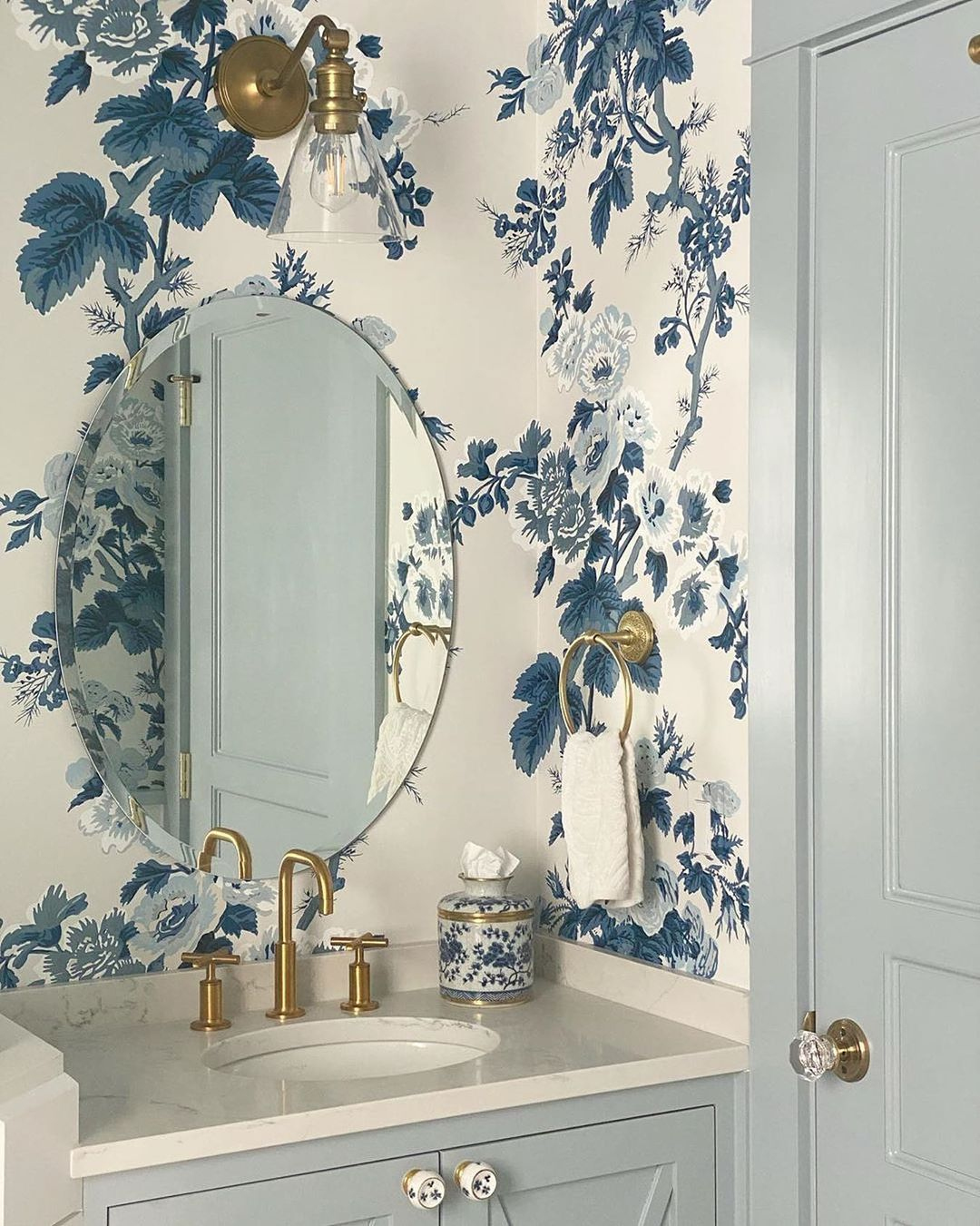 Real Design Lessons from Five Bathrooms That Took a Chance on Wallpaper