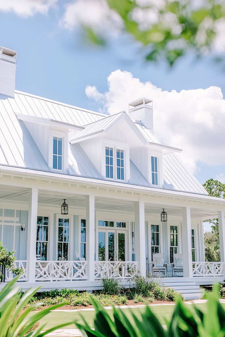 Discover Modern Coastal Homes With American Elegance: Timeless Designs ... pertaining to Rustic All Red Decorative Ship Wheel With Starfish 12'', Wooden Ship Wheel