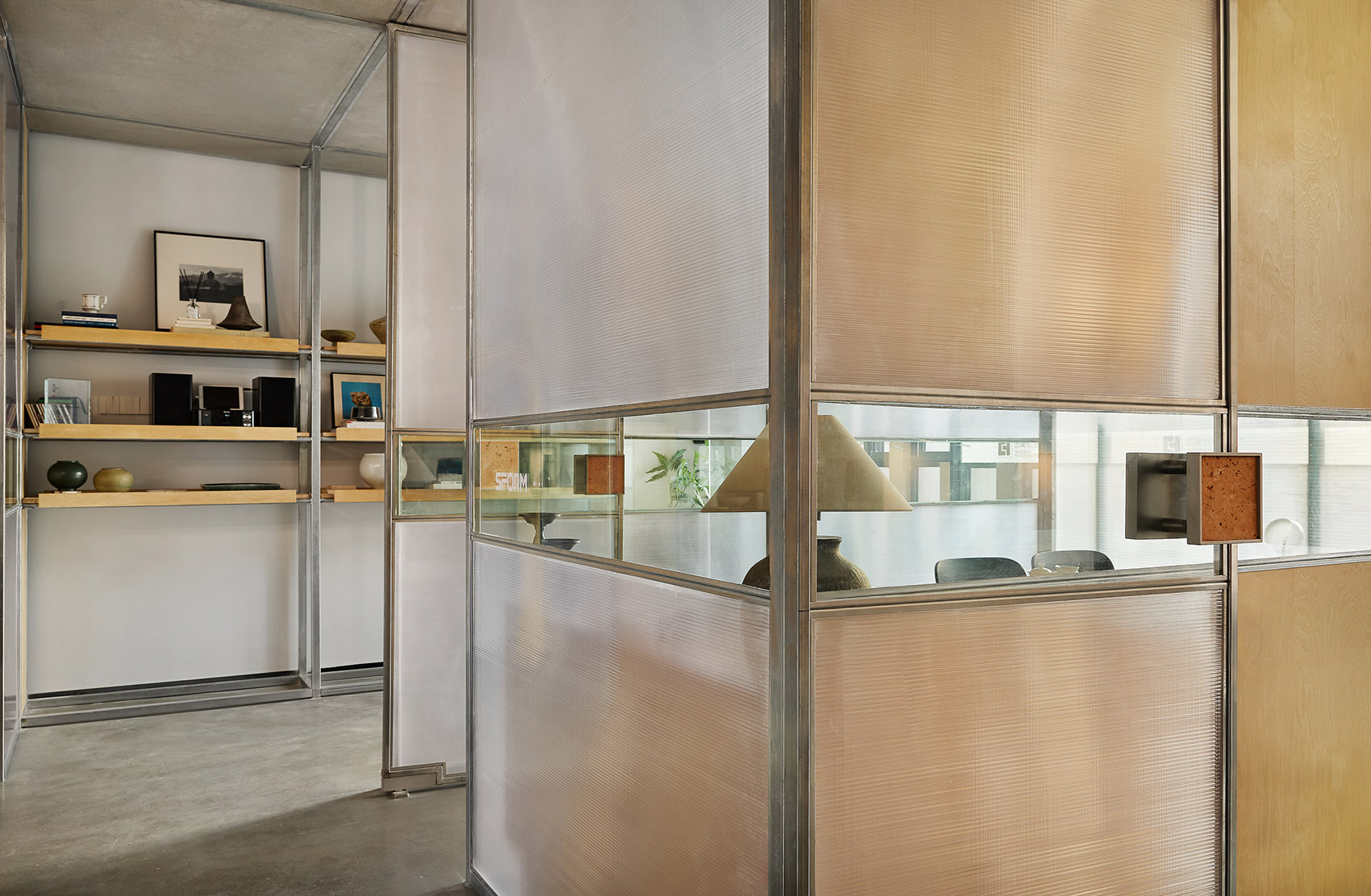 微型办公空间的诗意重塑,厦门 / 柒构设计| The Poetic Reinvention Of The Micro-Office Space ... within My Houzz: Ronnie Wood’s Old Art Studio Gets A Makeover - (Studio Art)