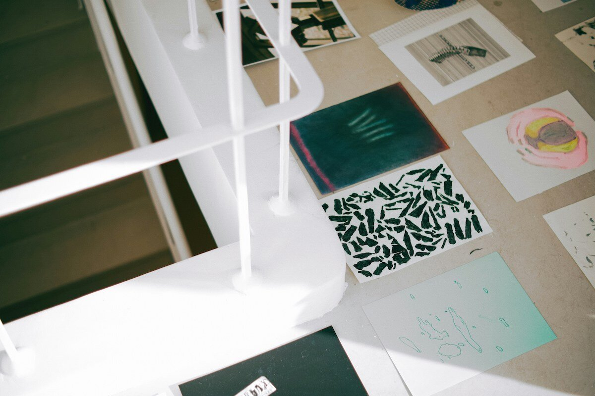 How To Curate An Assortment For The First Time regarding My Houzz: Minimalist Style And Original Art For A Seattle Home - (Art Bisa Di Dinding)