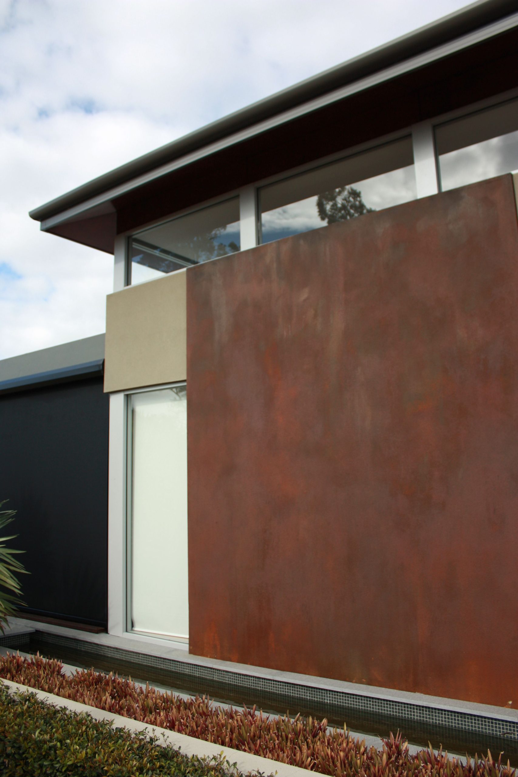 Blurring The Line Between Paint And Steel In Modern Home Decor