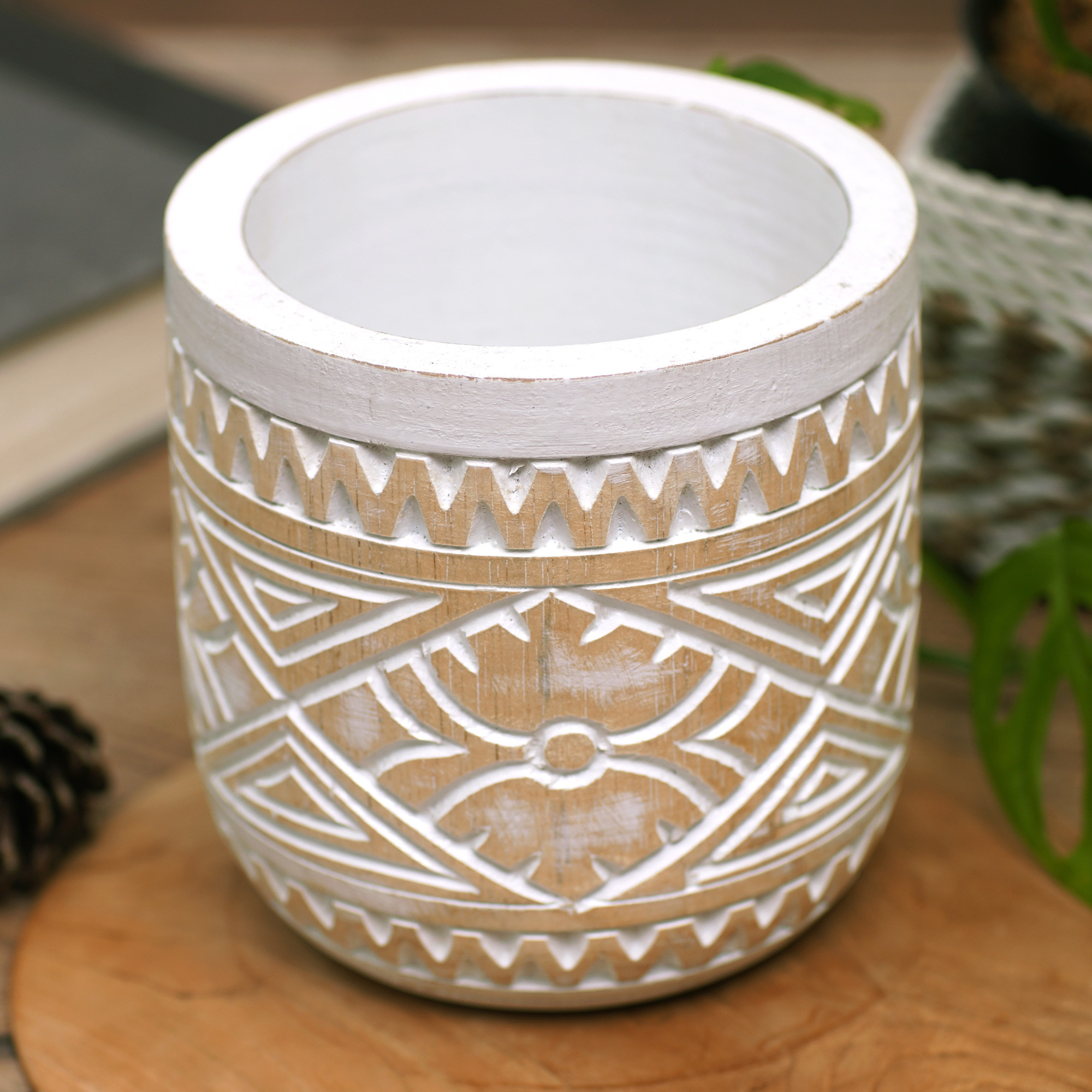 Bringing Island Warmth Indoors Through Hand Carved Albesia Wood Artistry