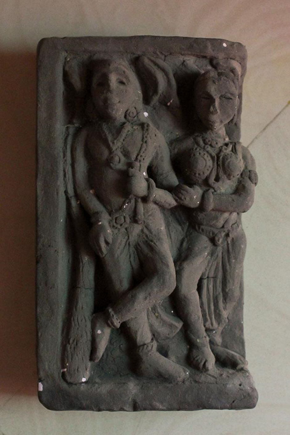 Wholesale Terracotta Art From Ahmednagar: A B2B Buyer’s Guide To B2B ... for Handmade Terra-Cotta Tiger Head Wall Decor, Whitewashed