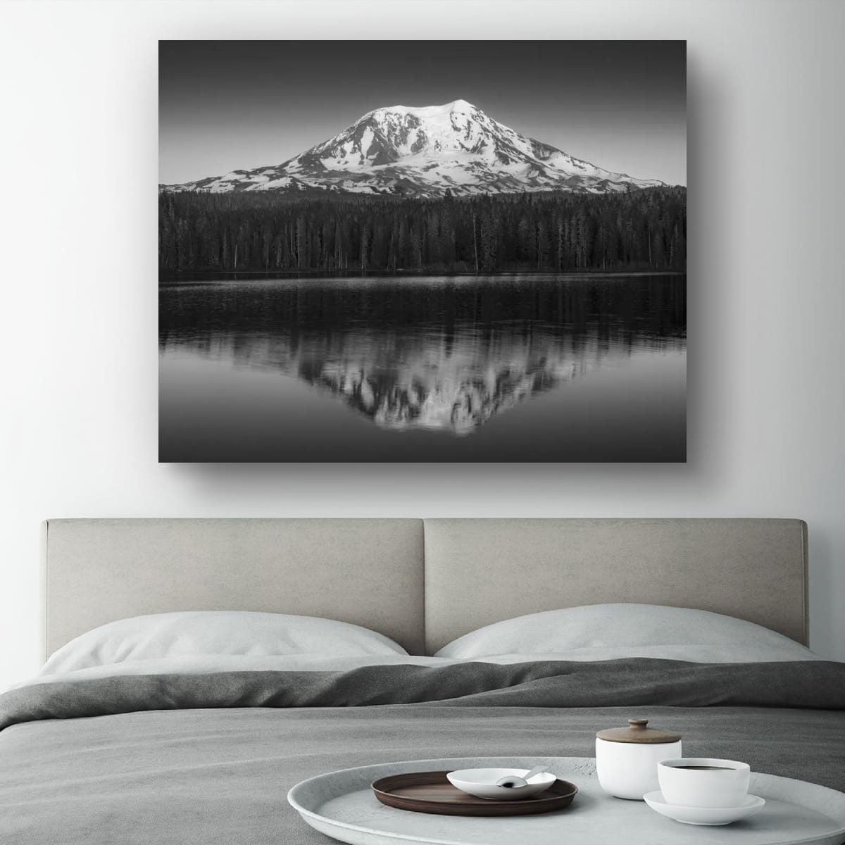 Finding Peace in Contrast Why Large Scale Minimalist Canvas Works So Well