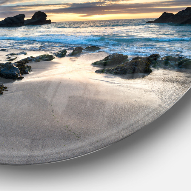 What an 11-Inch Seashore Disc Teaches Us About Blending Nature With Industrial Design