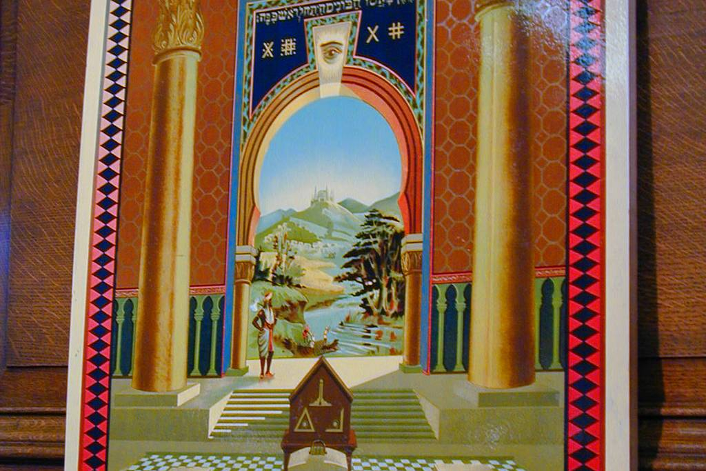 How Master Masons Shaped the Intricate Traceries and Tiles of the Past