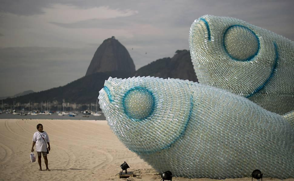 How Everyday Spaces Find Balance Through Thoughtful Ocean Inspired Art
