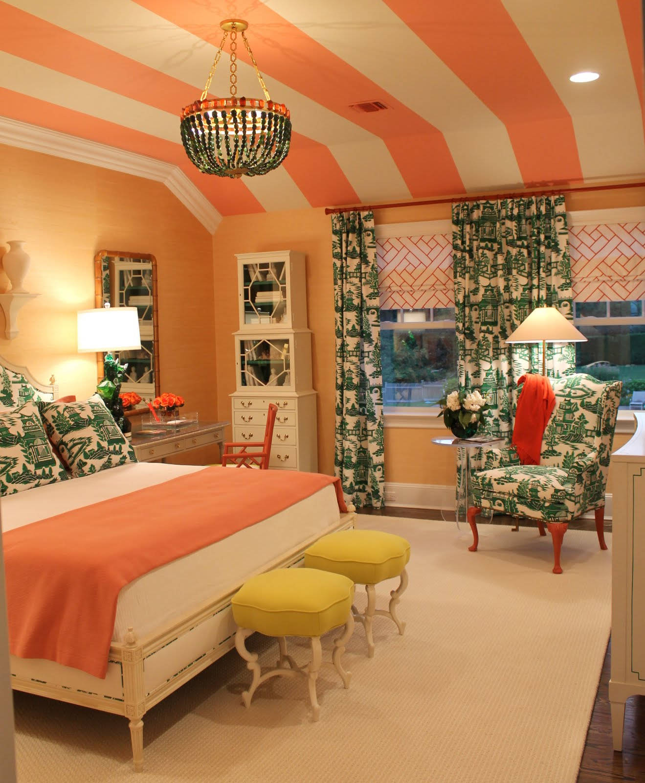 Eye For Design: Citrus Colored Interiors intended for Fabric Furnishings, Sculptural Accent Decor, Blossom Thrush, Citrus Yellow, Sma
