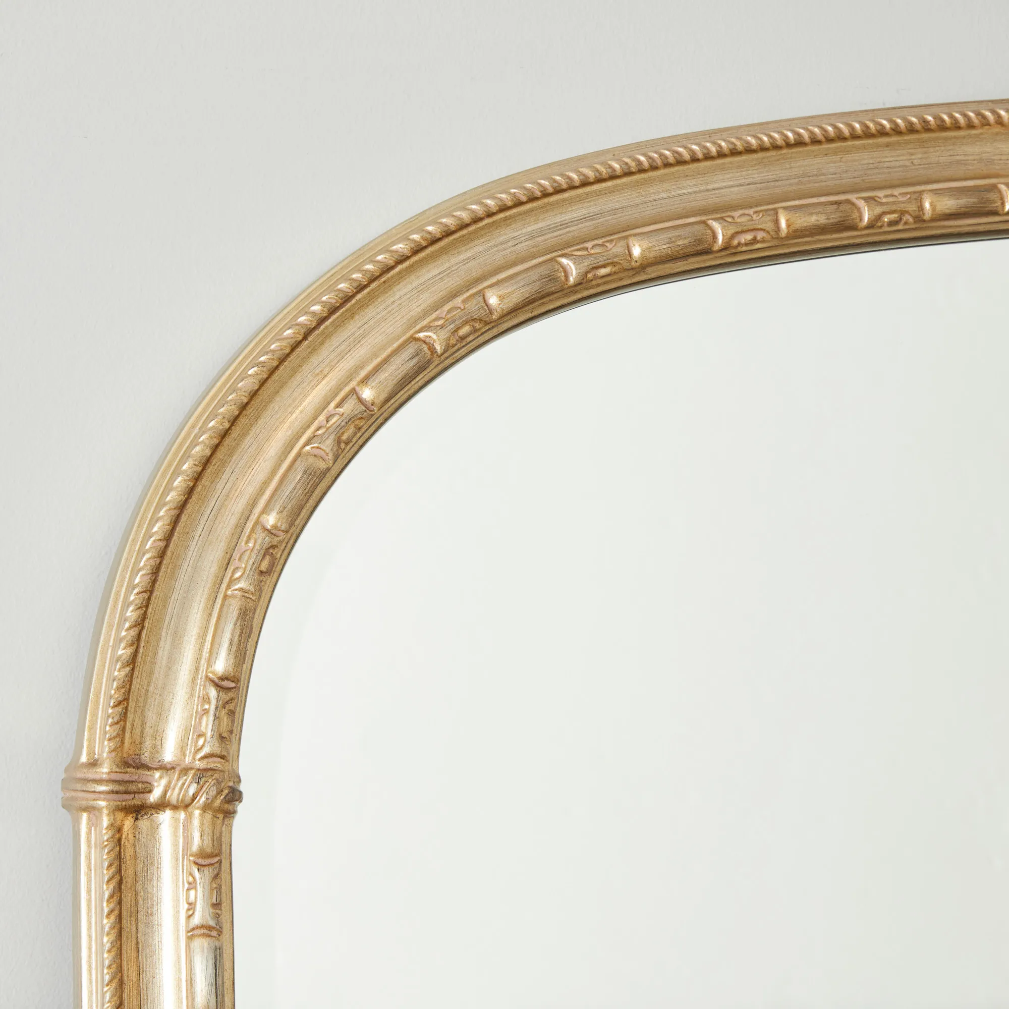 Cornelia Antique Gold Arched Mirror in Acmegorsedd Wooden Arched Mirror In Gold Ivory