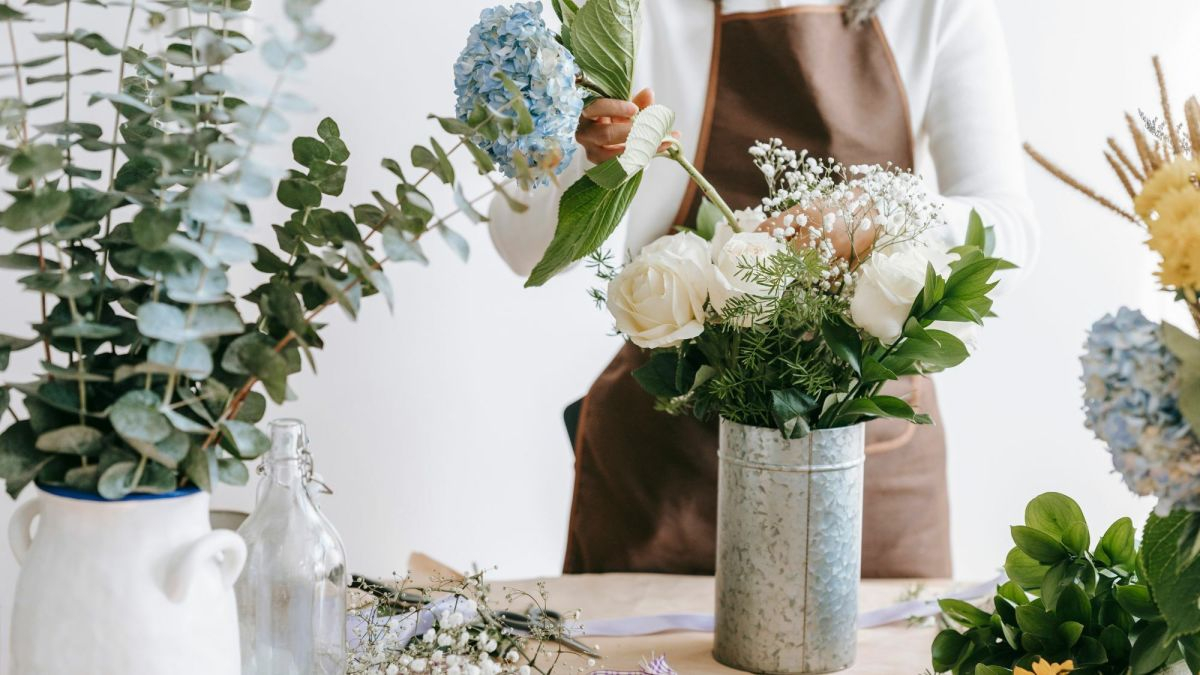A Short History Of Floral Design - Hubpages pertaining to