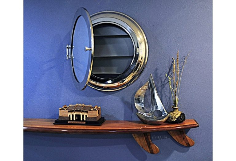 Enhancing Your Home’s Aesthetics Using the Decorative Power of Porthole Mirrors
