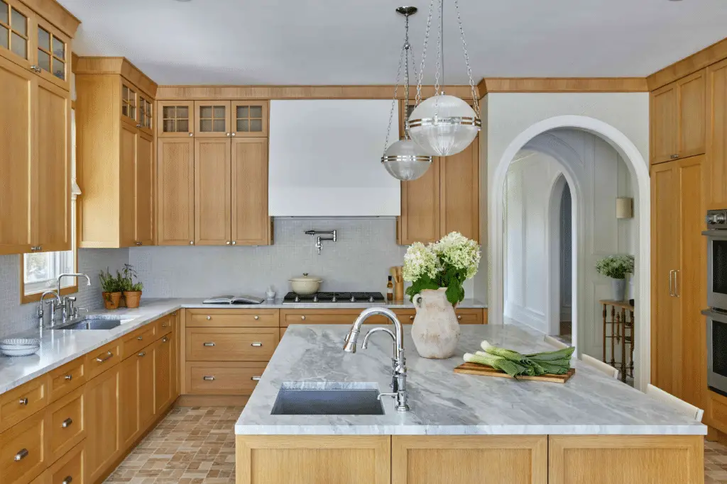 Harmonizing Hues: Wall Colors For Light Stained Kitchen Cabinets - The ... for