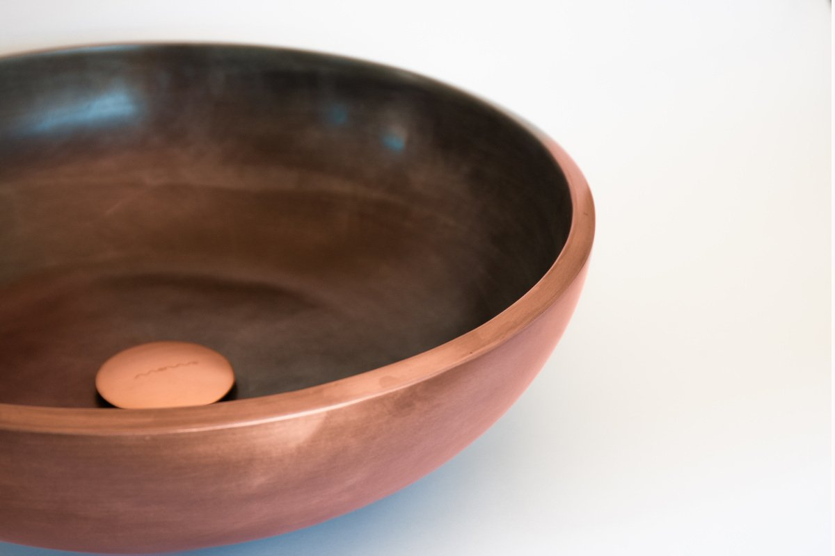 Essential Features to Consider When Choosing a Circular Metal Basin