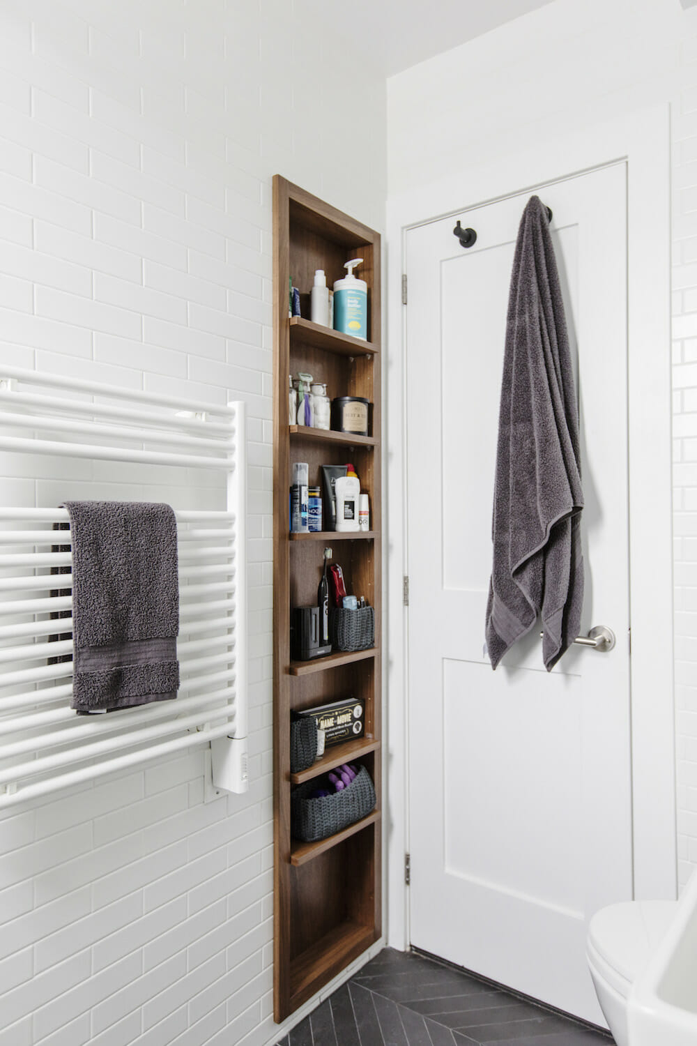 Beyond Clutter Practical Solutions for Clever Wall-Mounted Storage Ideas