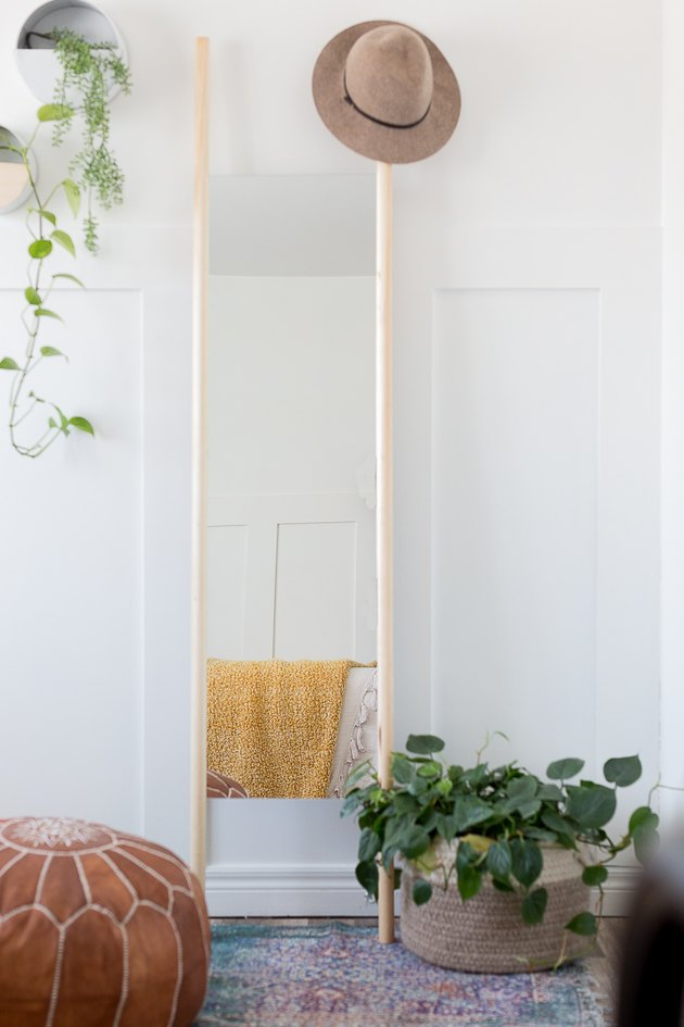 Exploring the Design Elements of Square Raised Dowel Mirrors