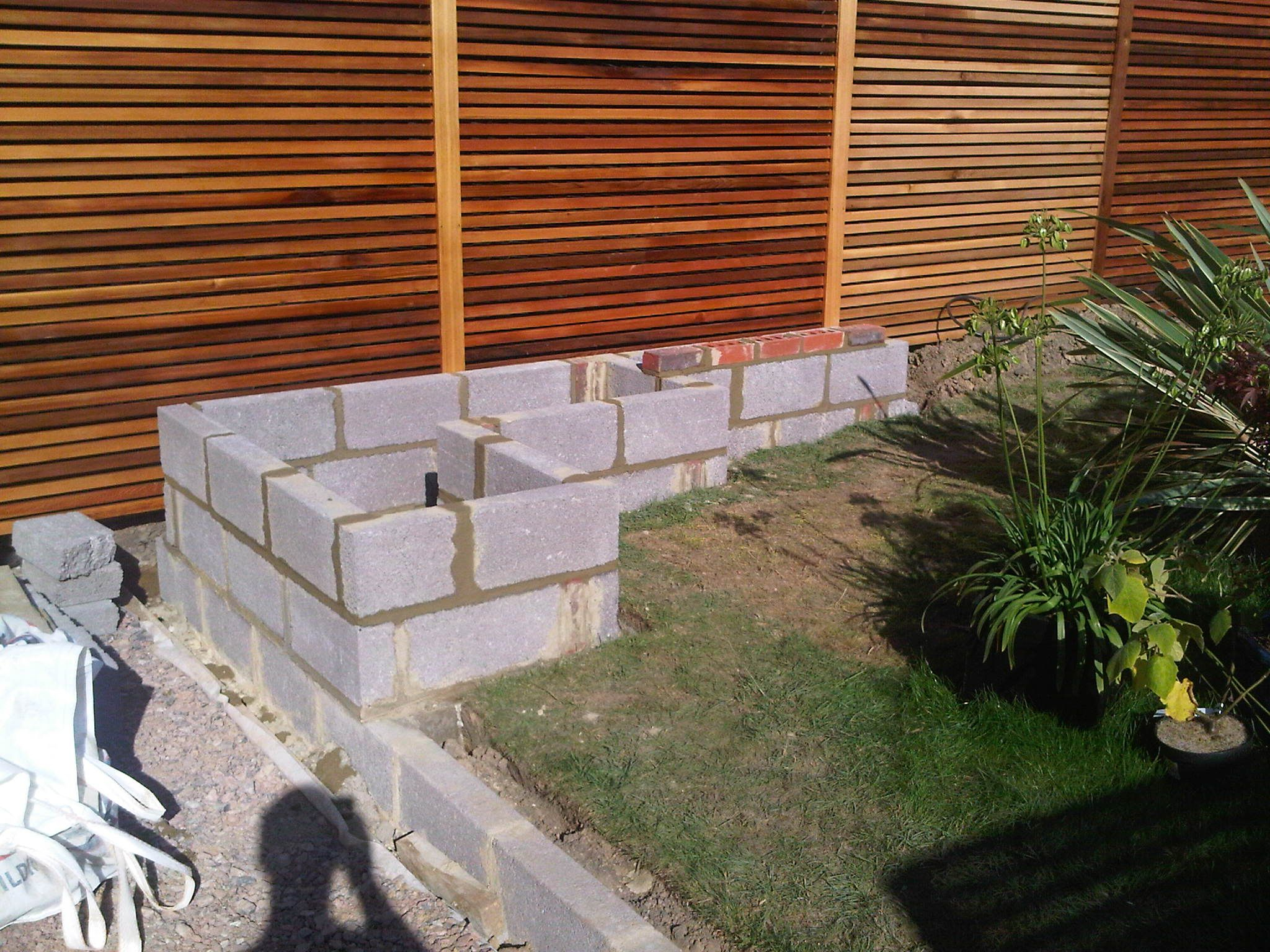 Concrete Garden Wall - Google Search | Landscape | Small Garden Wall ... inside Transforming Gardens with Thoughtfully Designed Concrete Walls