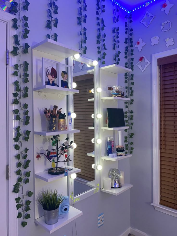 Integrating Form and Function A Guide to Modern Mirror Shelves