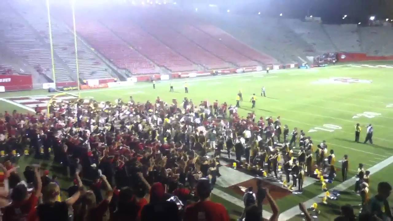 Inside the Story Behind Fresno States 26×15 Fight Song Mirror
