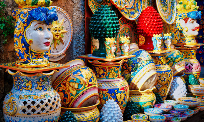 The Cultural Significance of Sicilia Porcelain Gold Caress in Italian Craftsmanship