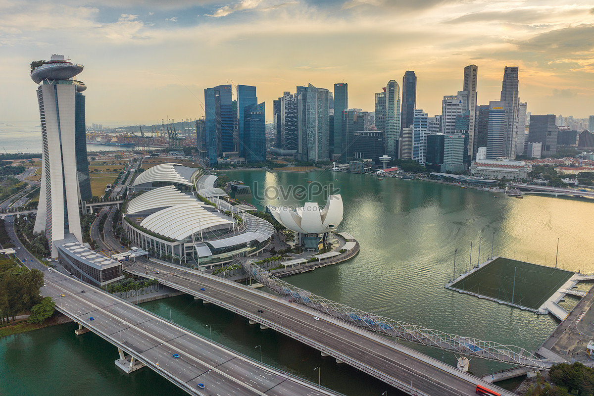 The Artistic Representation of Singapore’s Economic Heart Through Urban Landscapes