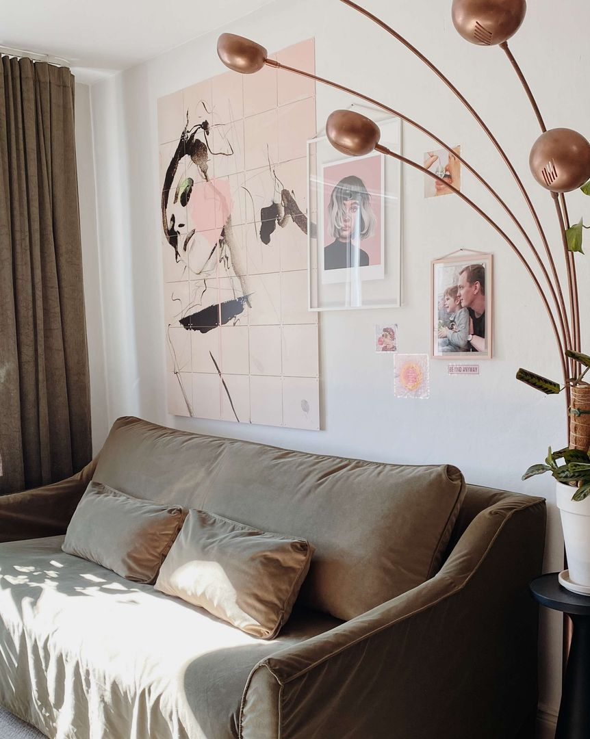 Exploring how Ready2Hangart Etabx I transforms living spaces