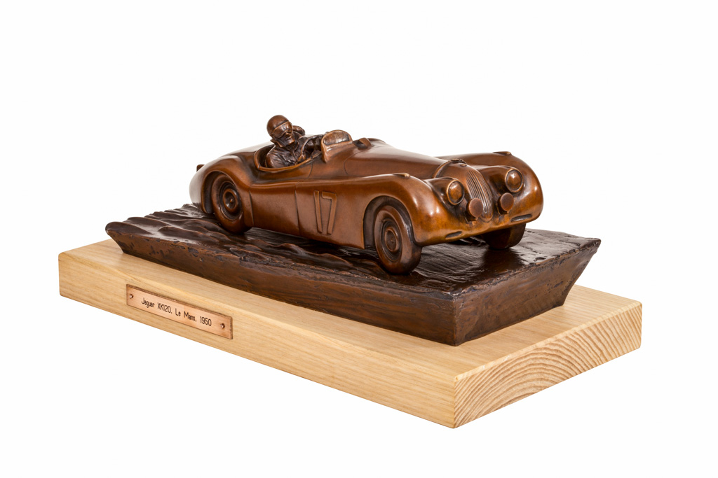 The artistry of wooden Jaguar XK120 wall sculptures and their appeal