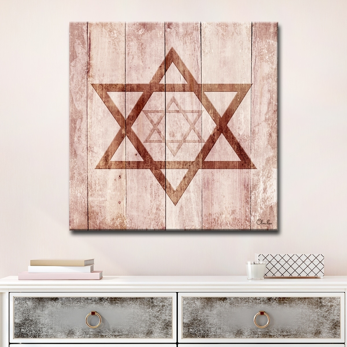 Understanding the Cultural Significance of Olivia Rose’s Royal Canvas Art