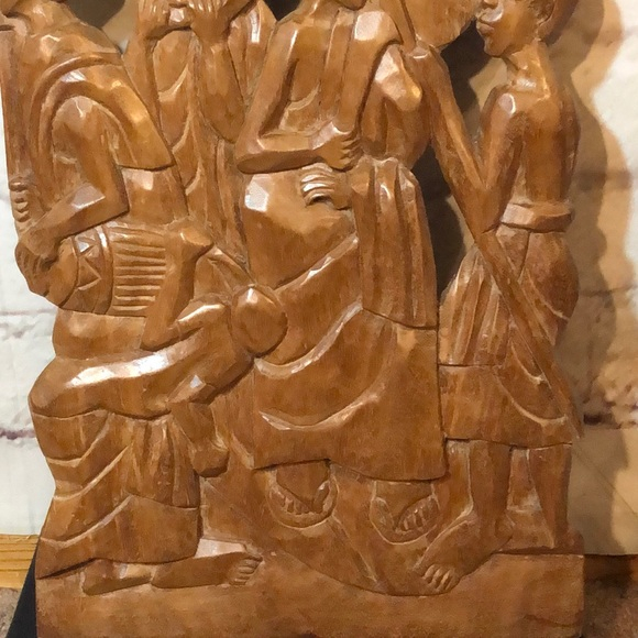 Understanding the Artistry of Consigned Vintage Carved Wood Wall Art